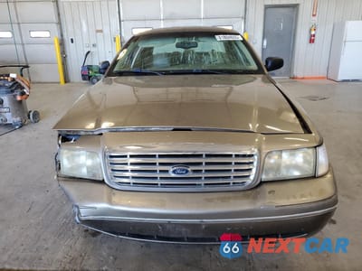 Piąte zdjęcie samochodu w środku: 2005 FORD CROWN VICTORIA LX VIN:2FAFP74W55X124874 - miniatura