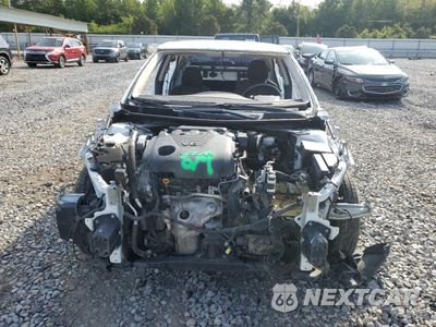 Piąte zdjęcie samochodu w środku: 2017 NISSAN MAXIMA 3.5S VIN:1N4AA6AP7HC448171 - miniatura