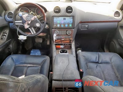 Zdjęcie 8 z 16 samochodu: 2009 MERCEDES-BENZ GL 550 4MATIC VIN:4JGBF86E09A498633 - miniatura