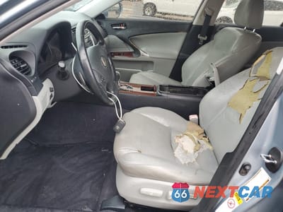 Zdjęcie 7 z 12 samochodu: 2006 LEXUS IS 350 VIN:JTHBE262265006021 - miniatura