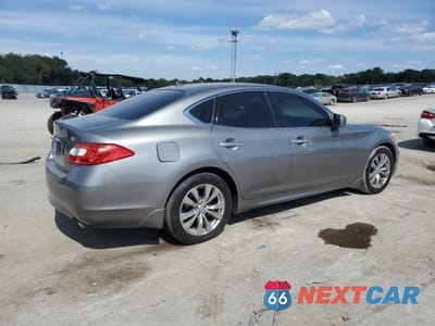 Trzecie zdjęcie samochodu z tyłu: 2012 INFINITI M37 VIN:JN1BY1AP1CM335898 - miniatura
