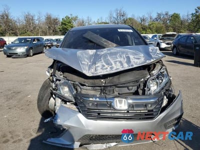 Piąte zdjęcie samochodu w środku: 2019 HONDA ODYSSEY EXL VIN:5FNRL6H76KB027503 - miniatura