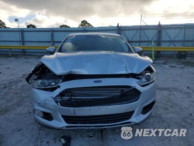 Piąte zdjęcie samochodu w środku: 2014 FORD FUSION S VIN:1FA6P0G74E5381280 - miniatura
