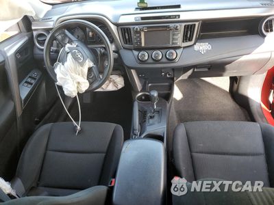 Zdjęcie 8 z 15 samochodu: 2017 TOYOTA RAV4 LE VIN:JTMBFREV9HJ174929 - miniatura