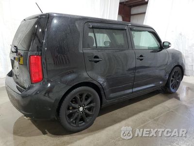 Trzecie zdjęcie samochodu z tyłu: 2008 TOYOTA SCION XB VIN:JTLKE50E381021292 - miniatura