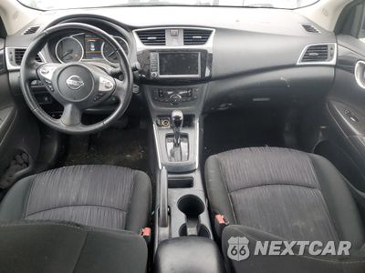 Zdjęcie 8 z 14 samochodu: 2019 NISSAN SENTRA S VIN:3N1AB7AP5KY446109 - miniatura