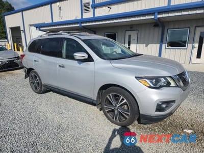 Czwarte zdjęcie samochodu z boku: 2018 NISSAN PATHFINDER S VIN:5N1DR2MN5JC605846 - miniatura