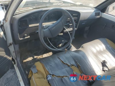 Zdjęcie 8 z 12 samochodu: 1991 TOYOTA PICKUP 1/2 TON SHORT WHEELBASE VIN:JT4RN81AXM0064230 - miniatura