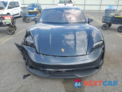 Piąte zdjęcie samochodu w środku: 2021 PORSCHE TAYCAN 4S VIN:WP0AB2Y1XMSA42728 - miniatura