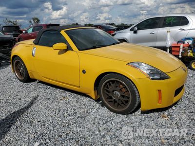 Czwarte zdjęcie samochodu z boku: 2005 NISSAN 350Z ROADSTER VIN:JN1AZ36A75M756116 - miniatura