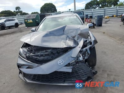 Piąte zdjęcie samochodu w środku: 2025 TOYOTA CAMRY XSE VIN:4T1DAACK8SU549566 - miniatura