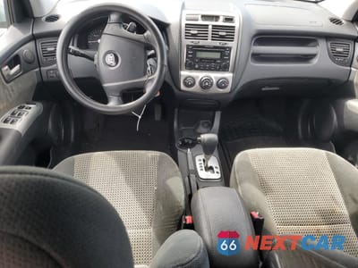 Zdjęcie 8 z 13 samochodu: 2005 KIA NEW SPORTAGE VIN:KNDJE723657070543 - miniatura