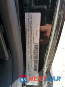 Zdjęcie 12 z 12 samochodu: 2000 VOLKSWAGEN GTI GLX VIN:WVWDE21J1YW456457 - miniatura