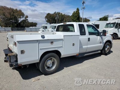 Trzecie zdjęcie samochodu z tyłu: 2011 FORD F350 SUPER DUTY VIN:1FT8X3CT0BEC29418 - miniatura