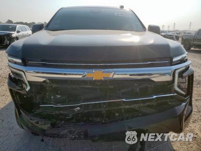 Piąte zdjęcie samochodu w środku: 2025 CHEVROLET SUBURBAN K1500 LT VIN:1GNS6CRD4SR311421 - miniatura