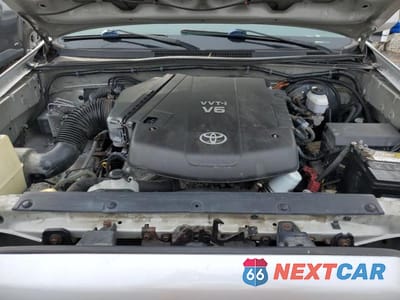 Zdjęcie 11 z 12 samochodu: 2005 TOYOTA TACOMA VIN:5TEMU52NX5Z121363 - miniatura