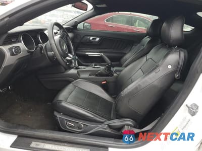 Zdjęcie 7 z 12 samochodu: 2018 FORD MUSTANG VIN:1FA6P8TH6J5157015 - miniatura
