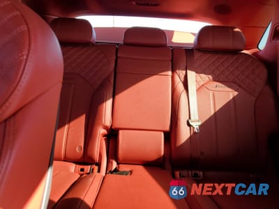 Zdjęcie 10 z 16 samochodu: 2021 BENTLEY BENTAYGA SPEED VIN:SJAAR2ZV6MC037189 - miniatura