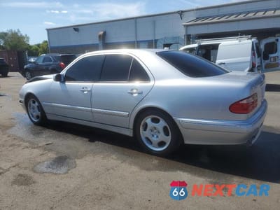 Drugie zdjęcie samochodu z przodu: 2001 MERCEDES-BENZ E 430 VIN:WDBJF70J61B188595 - miniatura