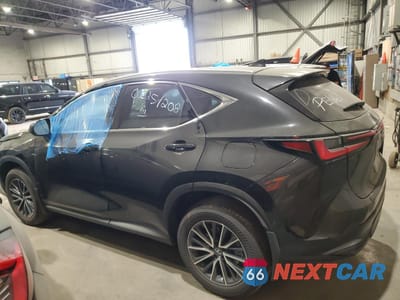 Drugie zdjęcie samochodu z przodu: 2025 LEXUS NX 350 PREMIUM VIN:2T2GGCEZXSC071620 - miniatura