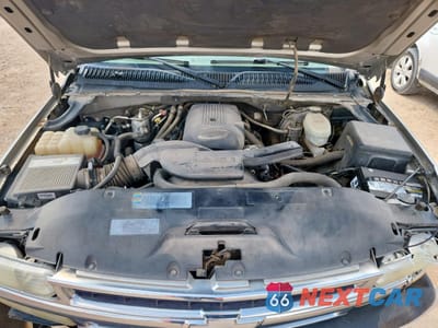 Zdjęcie 12 z 13 samochodu: 2003 CHEVROLET SUBURBAN C1500 VIN:3GNEC16Z53G257882 - miniatura