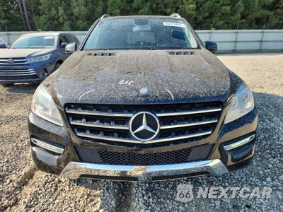 Piąte zdjęcie samochodu w środku: 2013 MERCEDES-BENZ ML 350 4MATIC VIN:4JGDA5HB0DA246513 - miniatura
