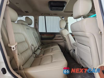 Zdjęcie 11 z 13 samochodu: 2005 LEXUS LX 470 VIN:JTJHT00W453550321 - miniatura