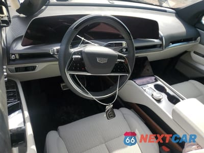 Zdjęcie 8 z 13 samochodu: 2026 CADILLAC VISTIQ SPORT VIN:1GYC3NML3TZ700840 - miniatura