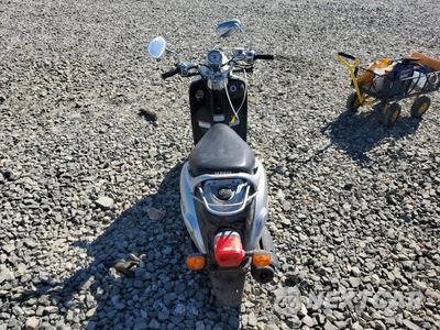 Zdjęcie 6 z 9 samochodu: 2004 YAMAHA XC125 V VIN:LPRSE13Y14A101544 - miniatura
