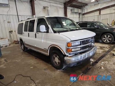 Czwarte zdjęcie samochodu z boku: 2000 CHEVROLET EXPRESS G1500 VIN:1GBFG15R2Y1237487 - miniatura