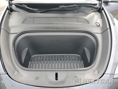 Zdjęcie 12 z 13 samochodu: 2023 TESLA MODEL Y VIN:7SAYGDEE6PF693505 - miniatura