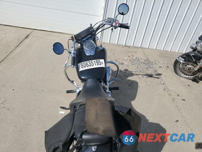 Zdjęcie 6 z 9 samochodu: 2005 HONDA VT750 C VIN:JH2RC50065M104432 - miniatura