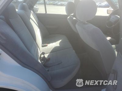 Zdjęcie 10 z 14 samochodu: 1996 FORD ESCORT LX VIN:3FASP13J6TR107918 - miniatura