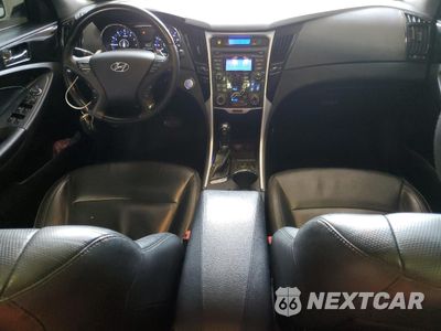 Zdjęcie 8 z 12 samochodu: 2012 HYUNDAI SONATA SE VIN:5NPEC4AB0CH394188 - miniatura
