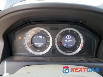 Zdjęcie 9 z 14 samochodu: 2011 VOLVO XC60 T6 VIN:YV4902DZ9B2150351 - miniatura