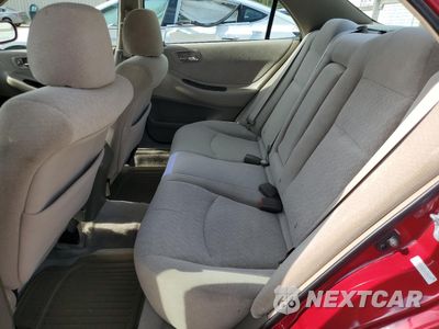 Zdjęcie 10 z 12 samochodu: 2002 HONDA ACCORD EX VIN:1HGCG66822A136573 - miniatura