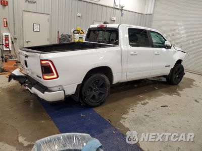 Trzecie zdjęcie samochodu z tyłu: 2022 RAM 1500 SPORT VIN:1C6SRFVT0NN166413 - miniatura