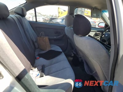 Zdjęcie 10 z 12 samochodu: 2004 HYUNDAI ELANTRA GLS VIN:KMHDN46D14U856017 - miniatura
