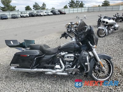 2017 HARLEY-DAVIDSON FLHX STREET GLIDE 1HD1KBC19HB609827 - główne zdjęcie licytacji z USA - miniatura