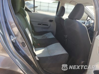Zdjęcie 10 z 12 samochodu: 2013 TOYOTA PRIUS C VIN:JTDKDTB34D1045500 - miniatura