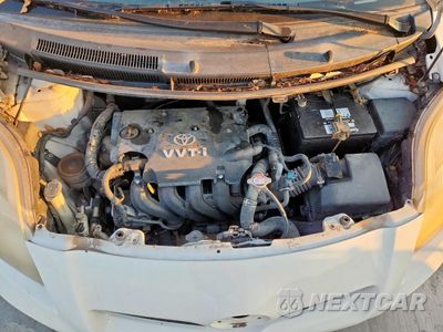 Zdjęcie 11 z 13 samochodu: 2009 TOYOTA YARIS VIN:JTDKT903495261937 - miniatura
