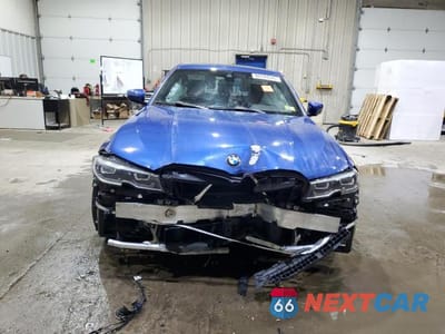 Piąte zdjęcie samochodu w środku: 2022 BMW 330XI VIN:3MW5R7J09N8C40550 - miniatura