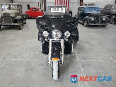 Drugie zdjęcie samochodu z przodu: 2016 HARLEY-DAVIDSON FLHTCUTG TRI GLIDE ULTRA VIN:1HD1MAL12GB854665 - miniatura