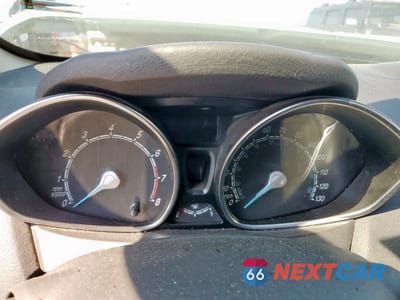 Zdjęcie 9 z 12 samochodu: 2019 FORD FIESTA SE VIN:3FADP4BJ7KM152261 - miniatura