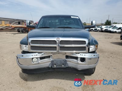 Piąte zdjęcie samochodu w środku: 2001 DODGE RAM 2500 VIN:3B7KF23671G181789 - miniatura
