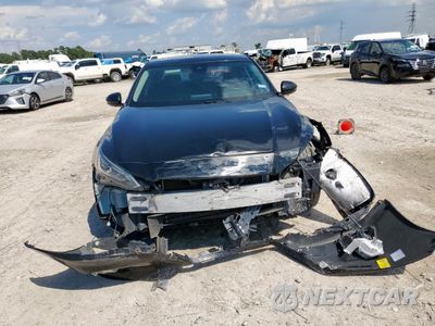 Piąte zdjęcie samochodu w środku: 2019 NISSAN ALTIMA SL VIN:1N4BL4EV3KC203967 - miniatura