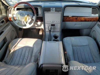 Zdjęcie 8 z 13 samochodu: 2004 LINCOLN NAVIGATOR VIN:5LMFU27R54LJ26348 - miniatura