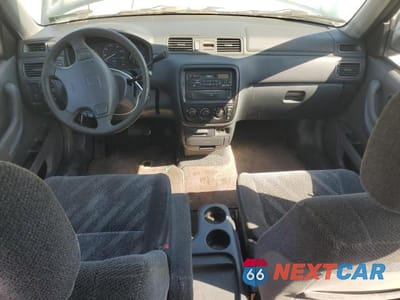 Zdjęcie 8 z 13 samochodu: 2001 HONDA CR-V LX VIN:JHLRD18411S017861 - miniatura