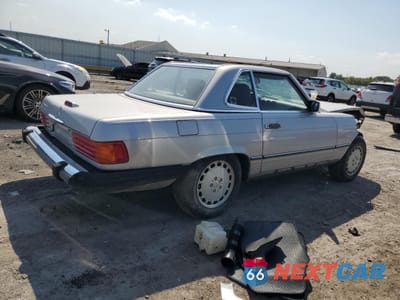 Trzecie zdjęcie samochodu z tyłu: 1988 MERCEDES-BENZ 560 SL VIN:WDBBA48D7JA086230 - miniatura