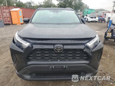 Piąte zdjęcie samochodu w środku: 2025 TOYOTA RAV4 XLE VIN:2T3RWRFV4SW252040 - miniatura